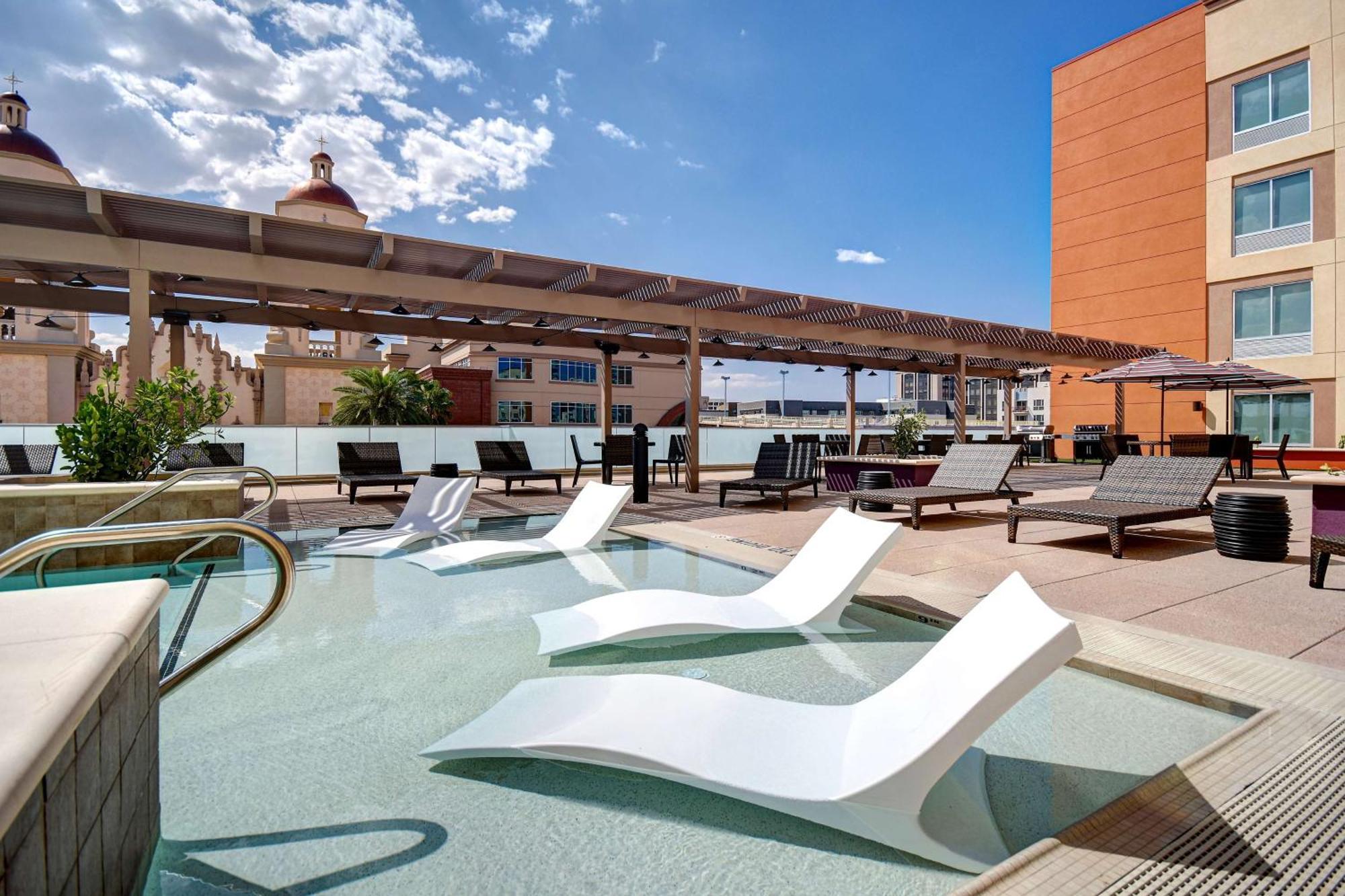 Hampton Inn Tucson Downtown, Az Екстериор снимка